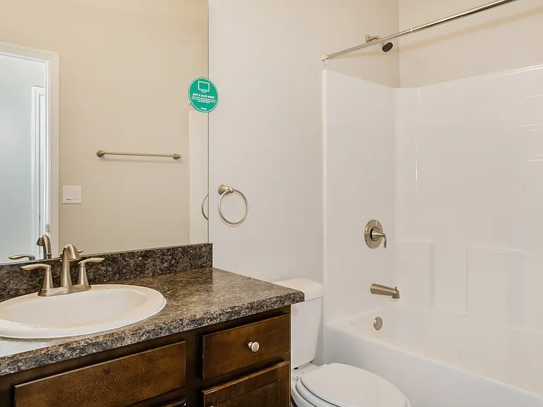 1004 Kellogg Dr — Photo 14