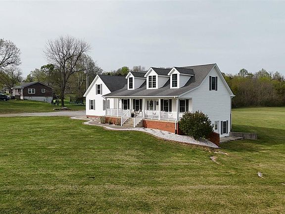 5th image of 300 Blair Rd