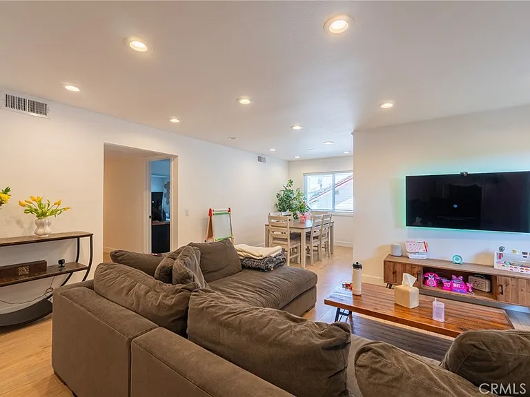 10119 Pinewood Ave #108 — Photo 4