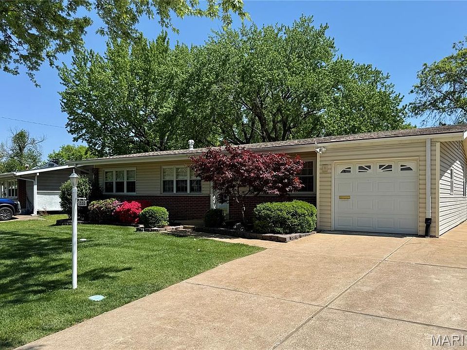 1st image of 1330 Spring Valley Dr