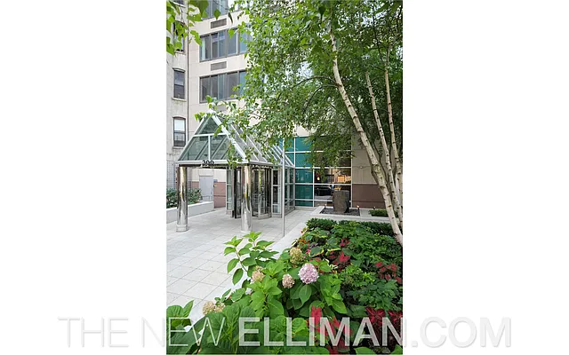 Sold by Douglas Elliman | media 26