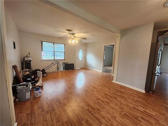3rd image of 260 Mockingbird Ln