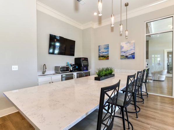 900 Clara Ave #6-6302