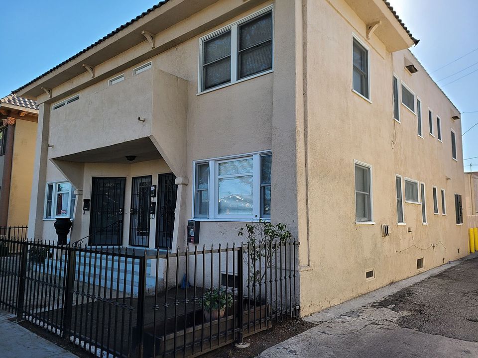 1st image of 524 W 10th St #526-1/2