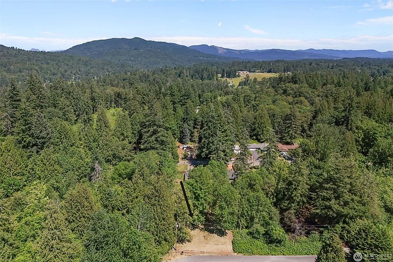 5th image of 122 xx 155th Avenue SE