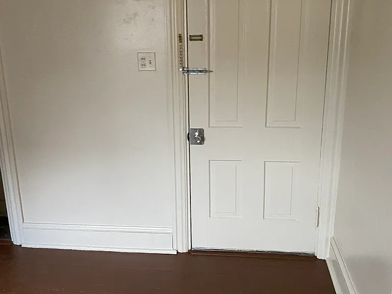 128 N Pine St #6 — Photo 9