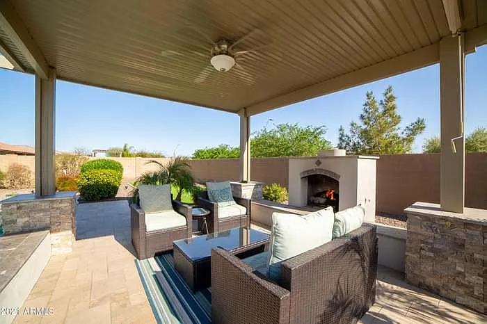 4 bed, 4000 sqft, $5,000 — Photo 3