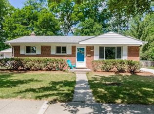 773 Center Dr, Ann Arbor, MI 48103