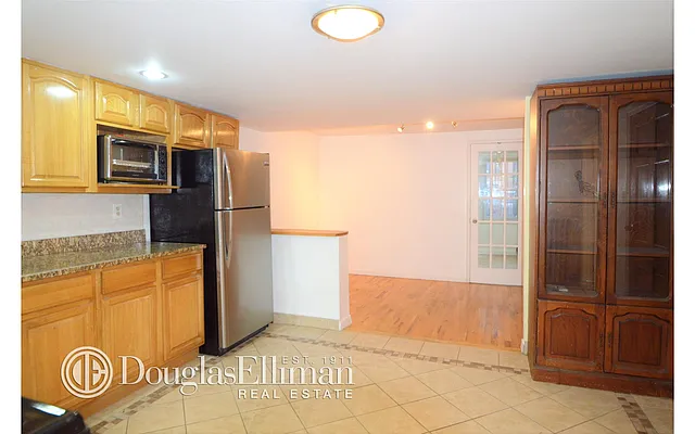 Rented by Douglas Elliman | media 13