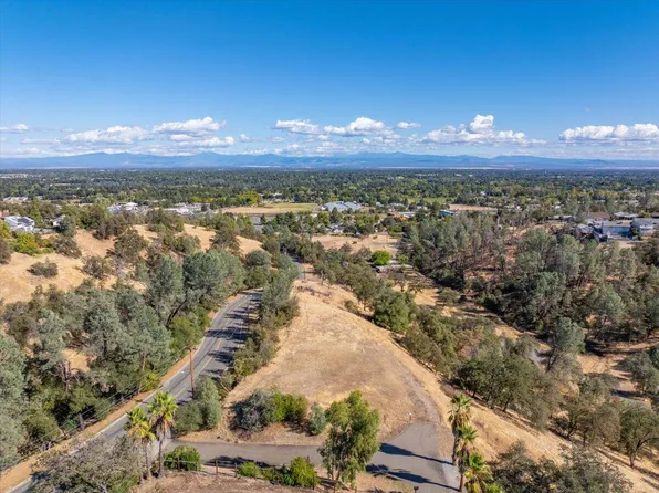 2355 Howard Dr, Redding, CA 96001