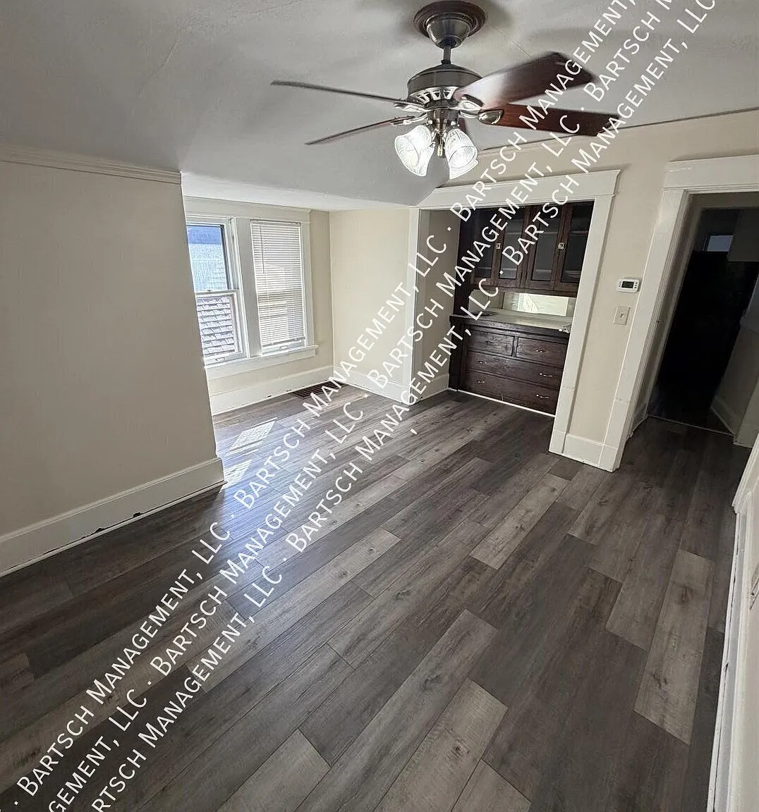 2 bed, $1,375 — Photo 3