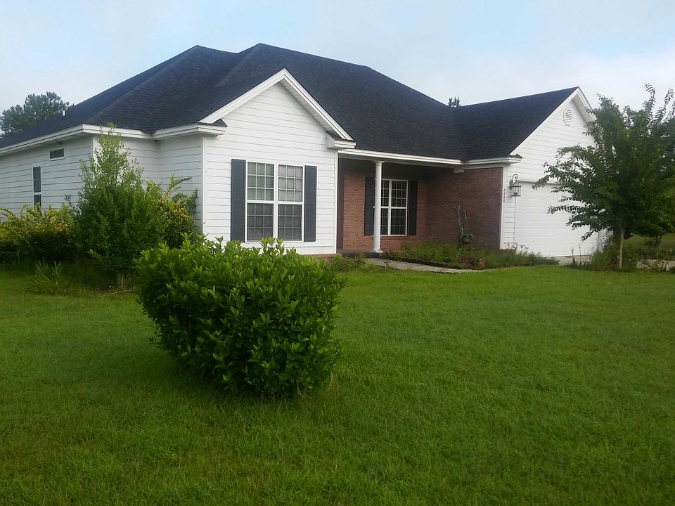 2nd image of 3868 Thoreau Dr