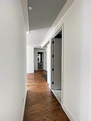 4th image of 62 E 21st St #5R