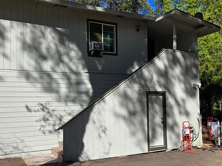 15871 Little Valley Rd — Photo 2