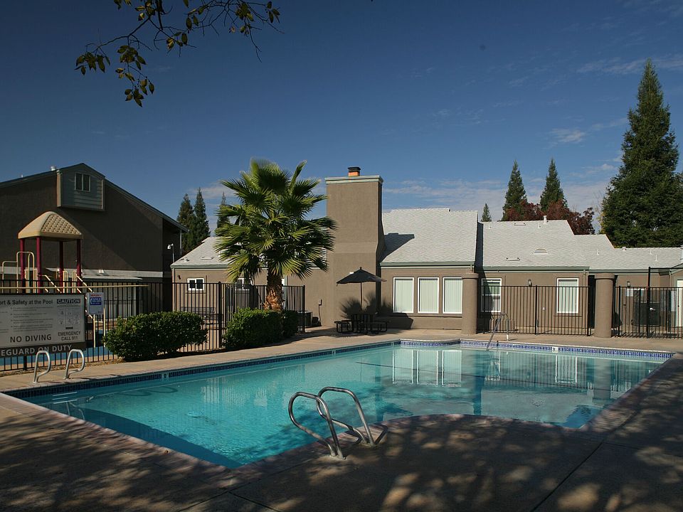 1st image of 4058 Taylor St #25