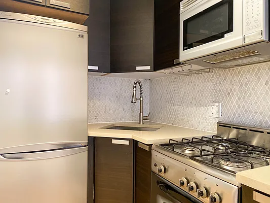 Rented by Brooklyn Blocks Real Estate | media 16