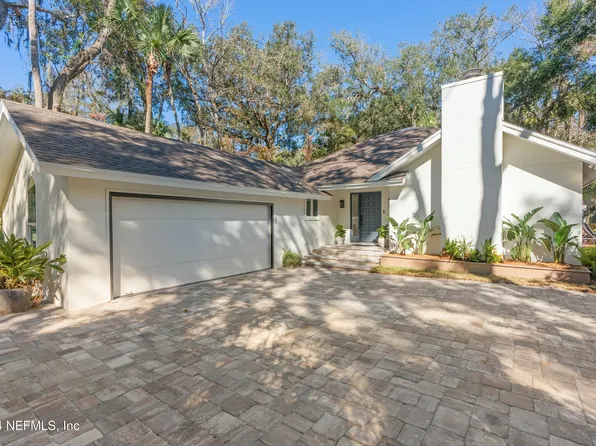 1895 LIVE OAK Lane, Atlantic Beach, FL 32233