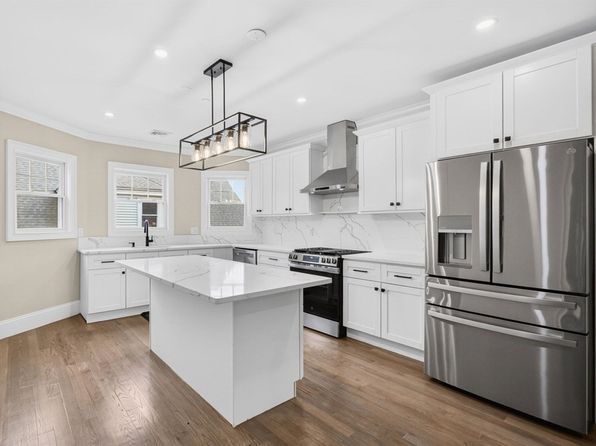152 Washington St #3, Brighton, MA 02135