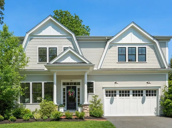 33 Hickory Rd, Wellesley, MA 02482