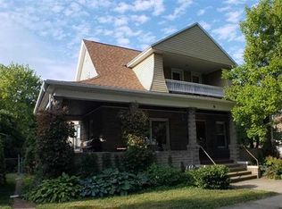 9 W Center St, Mount Morris, IL 61054