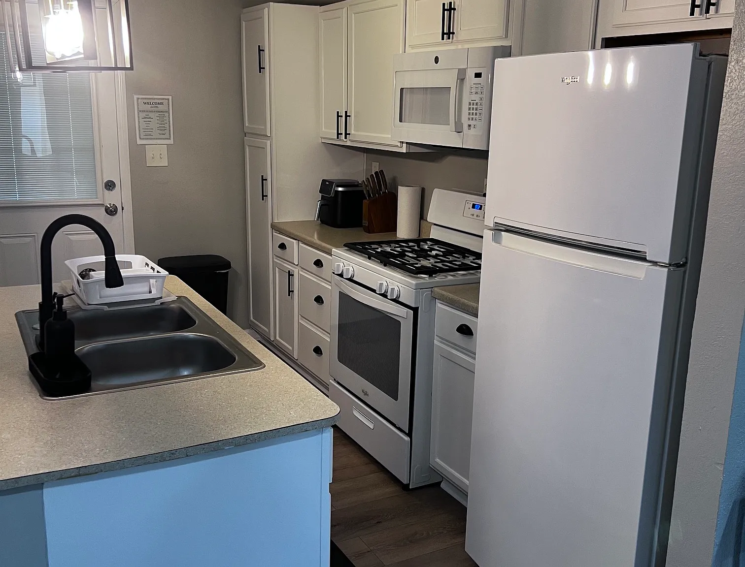 2 bed, 640 sqft, $900 — Photo 4