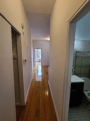 Rented by Point NYC | media 12