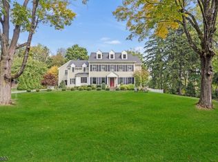 34 Sunnybrook Rd, Basking Ridge, NJ 07920