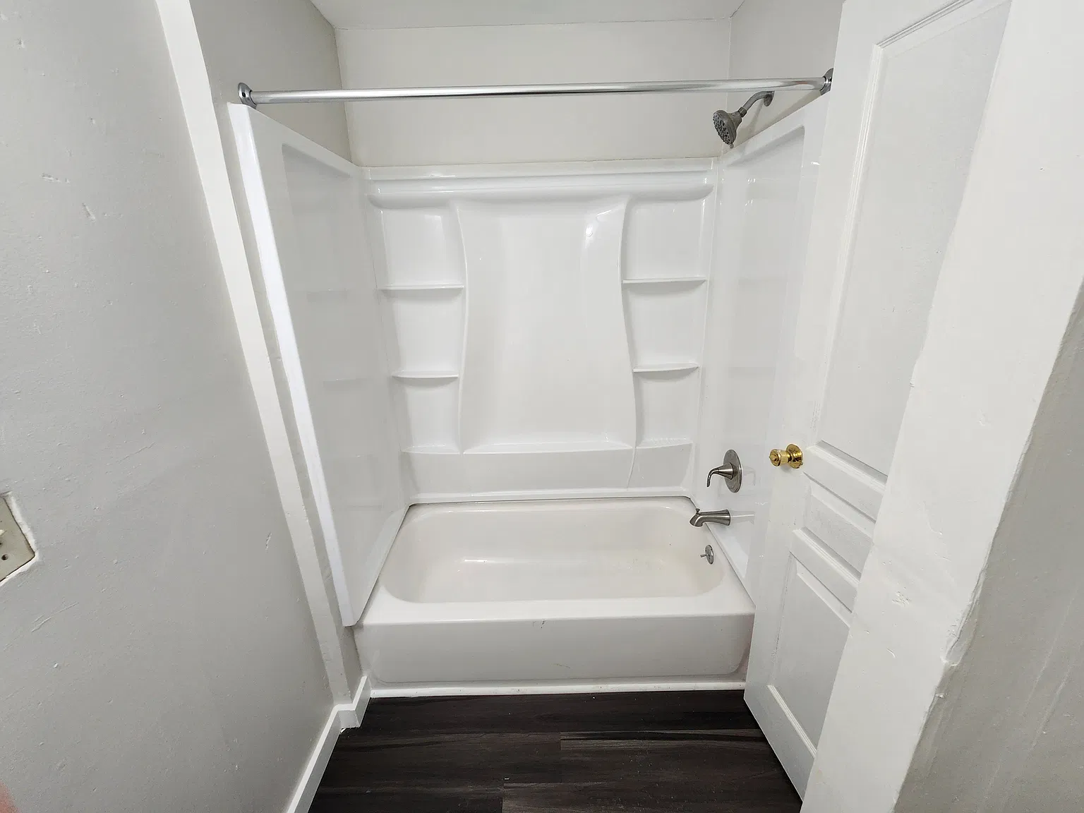 3 bed, 1264 sqft, $1,750 — Photo 4