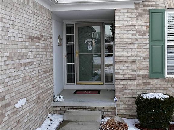 4th image of 17965 Country Club Dr