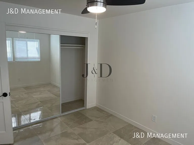 4915 Coconino Way — Photo 6