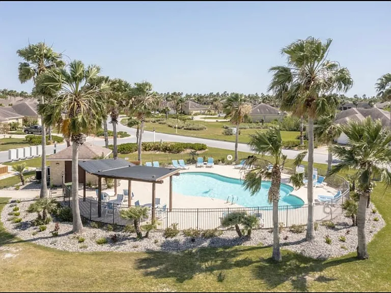 36 Torrey Pines Rd — Photo 22