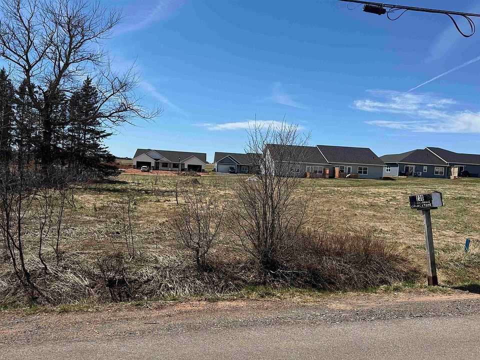 1st image of 20 Macrae Dr #20