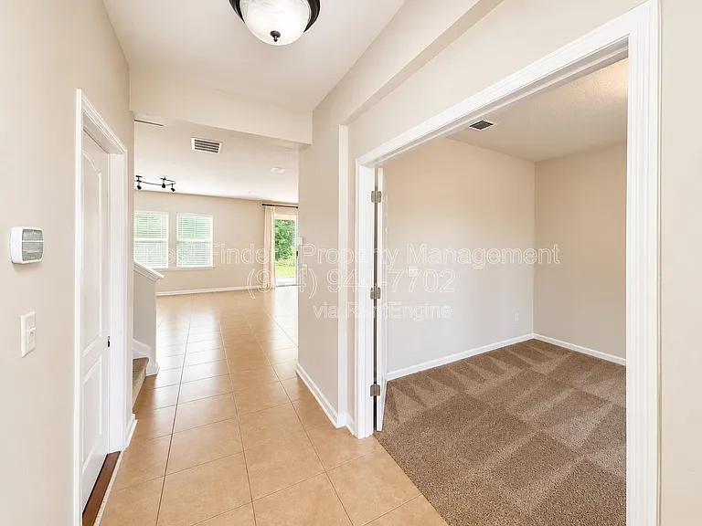 145 Woodfield Ln — Photo 6