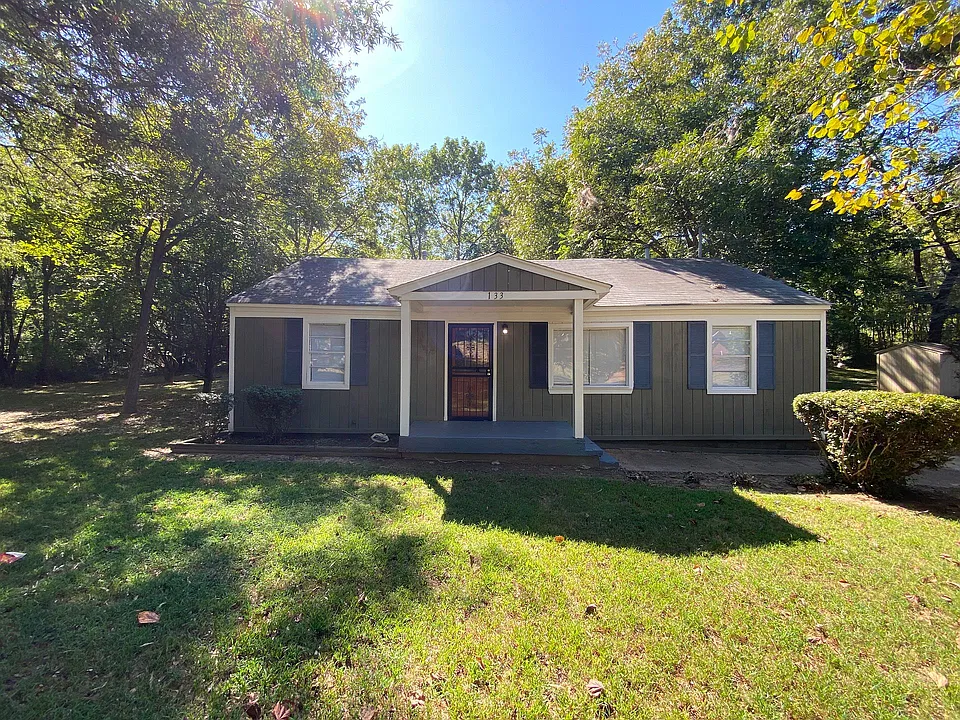 133 Pickett Rd