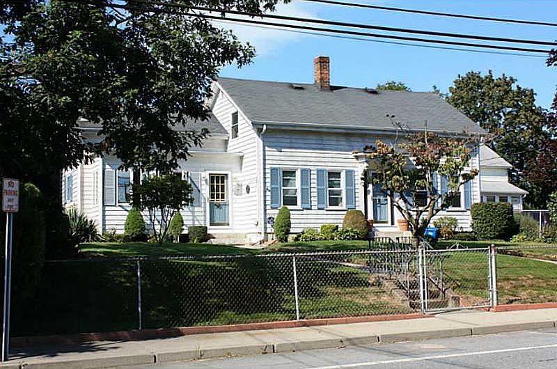 1st image of 246 Waterman Ave