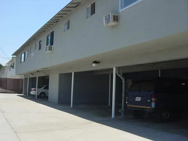 752 Deland Ave #2 — Photo 21