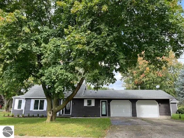123 S Lincoln St, Saint Louis, MI 48880