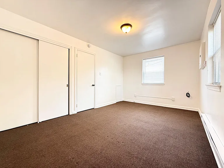 182 W Roosevelt Blvd #1/2-1 — Photo 9