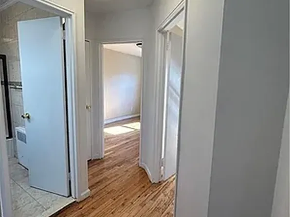 2072 East 68th Street image 7 of 24