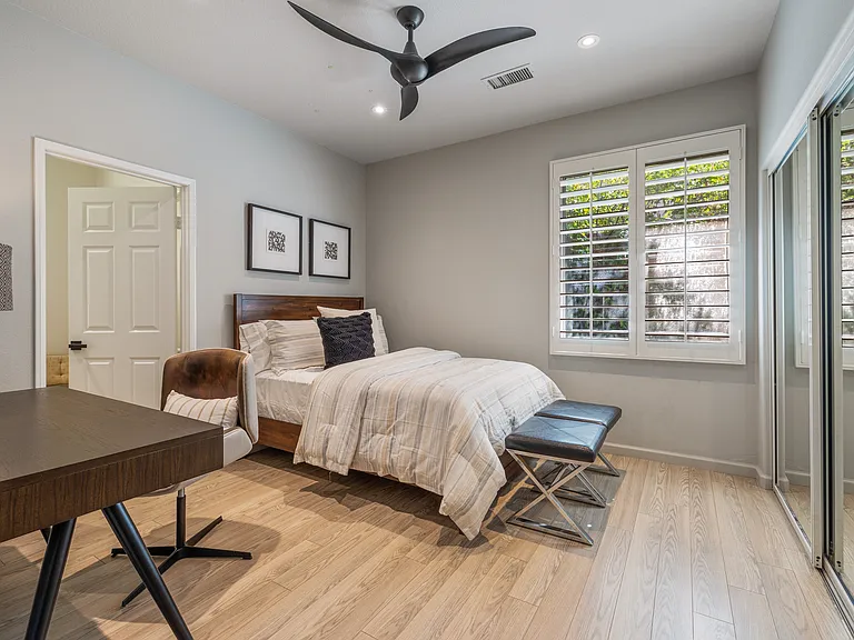 44226 Kings Canyon Ln — Photo 11