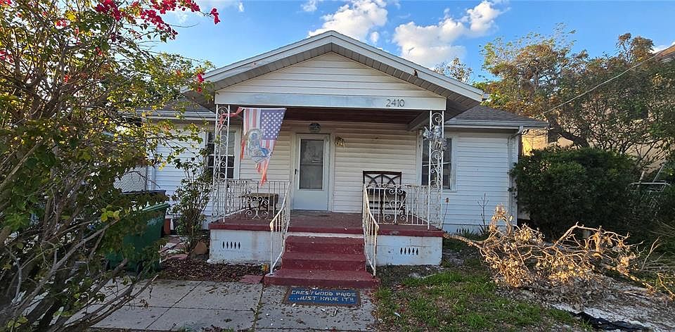 1st image of 2410 Davis St