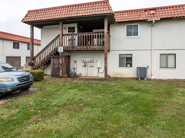 8557 La Corrida Ct, Indianapolis, IN 46227