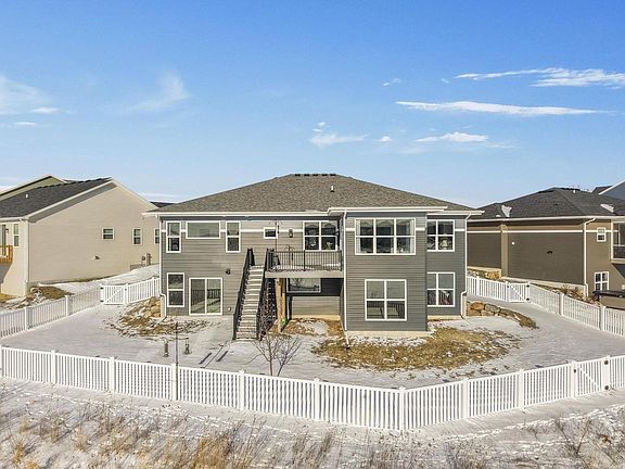 2nd image of 1258 Misty Forest Road