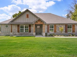 19390 E 120th St N, Collinsville, OK 74021