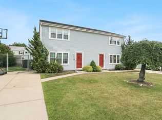 6 Coleman St, North Providence, RI 02904