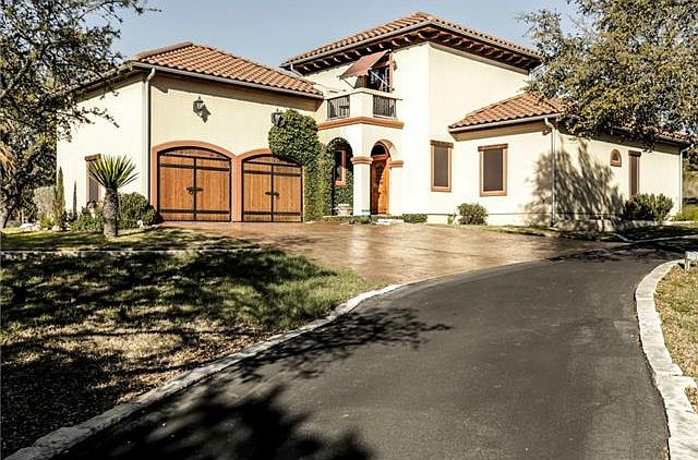 1st image of 10999 Long Branch Dr