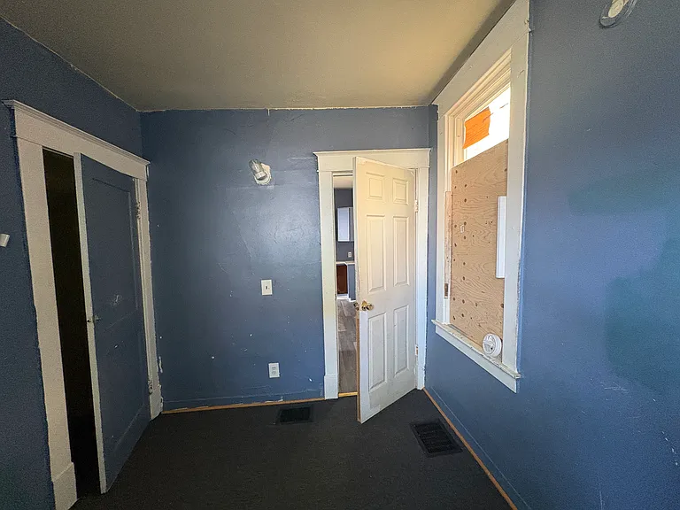 255 Ontario St #1 — Photo 13