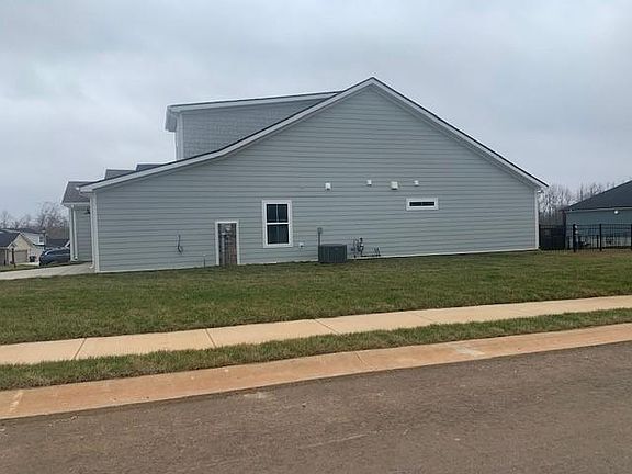 2nd image of 900 Frog Gip Pond Ct