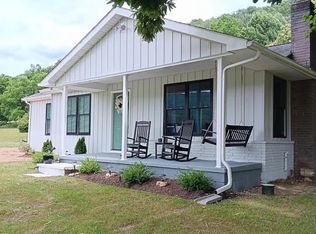 7290 Bedford Valley Rd, Bedford, PA 15522