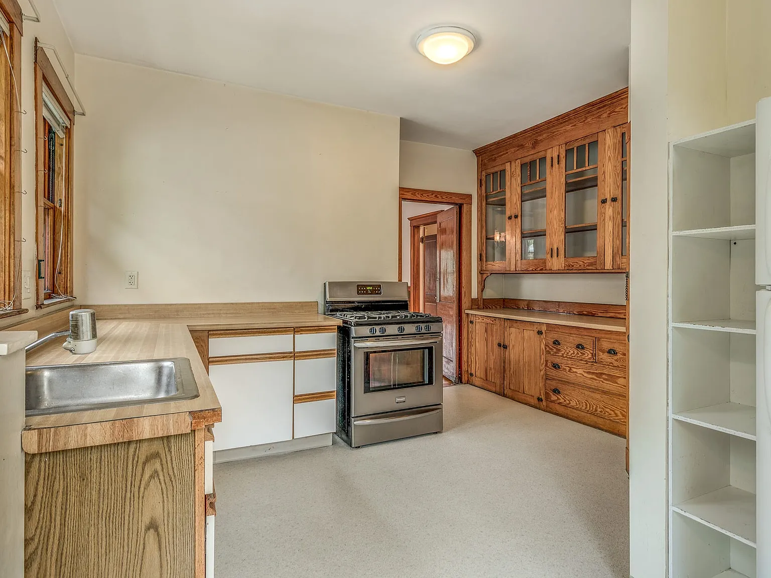 3 bed, 1428 sqft, $1,375 — Photo 4